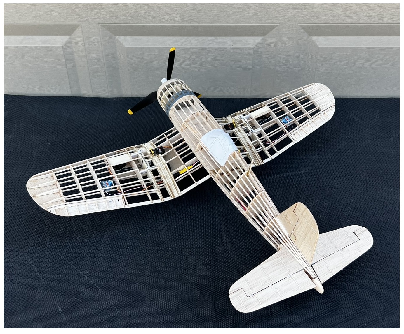 Build the F4U-1A Corsair Park Flyer | Model Aviation